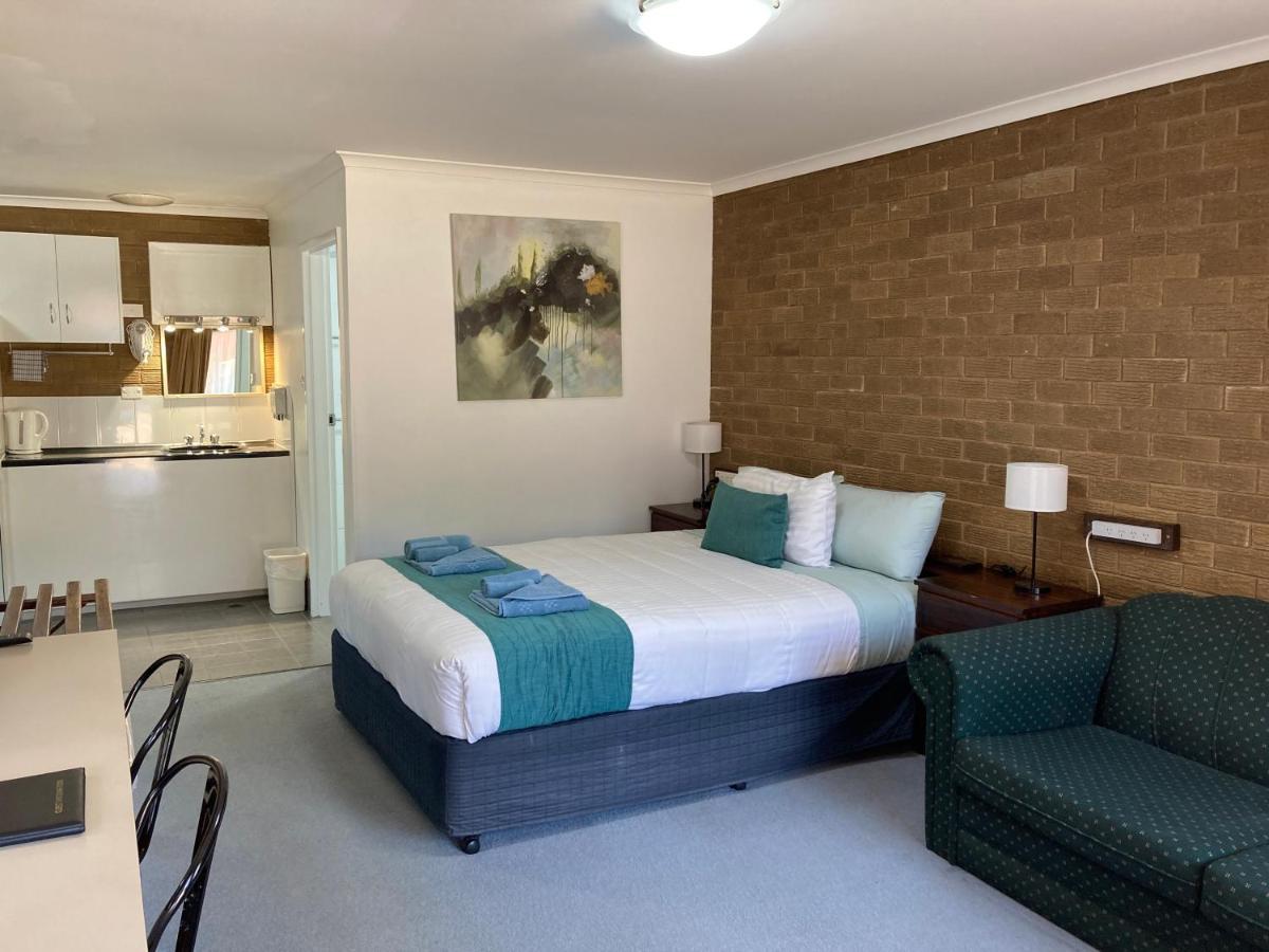 Camellia Motel Narrandera Exterior foto